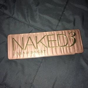 naked 3
